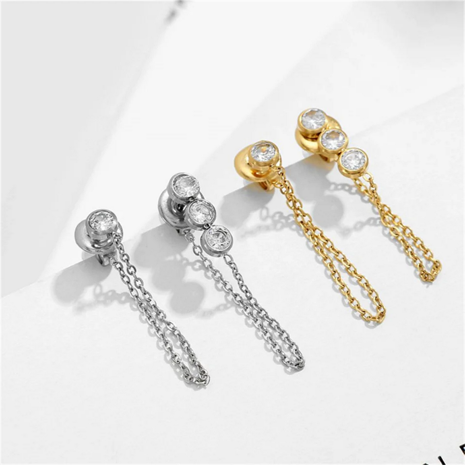 Asymmetric earrings Zara
