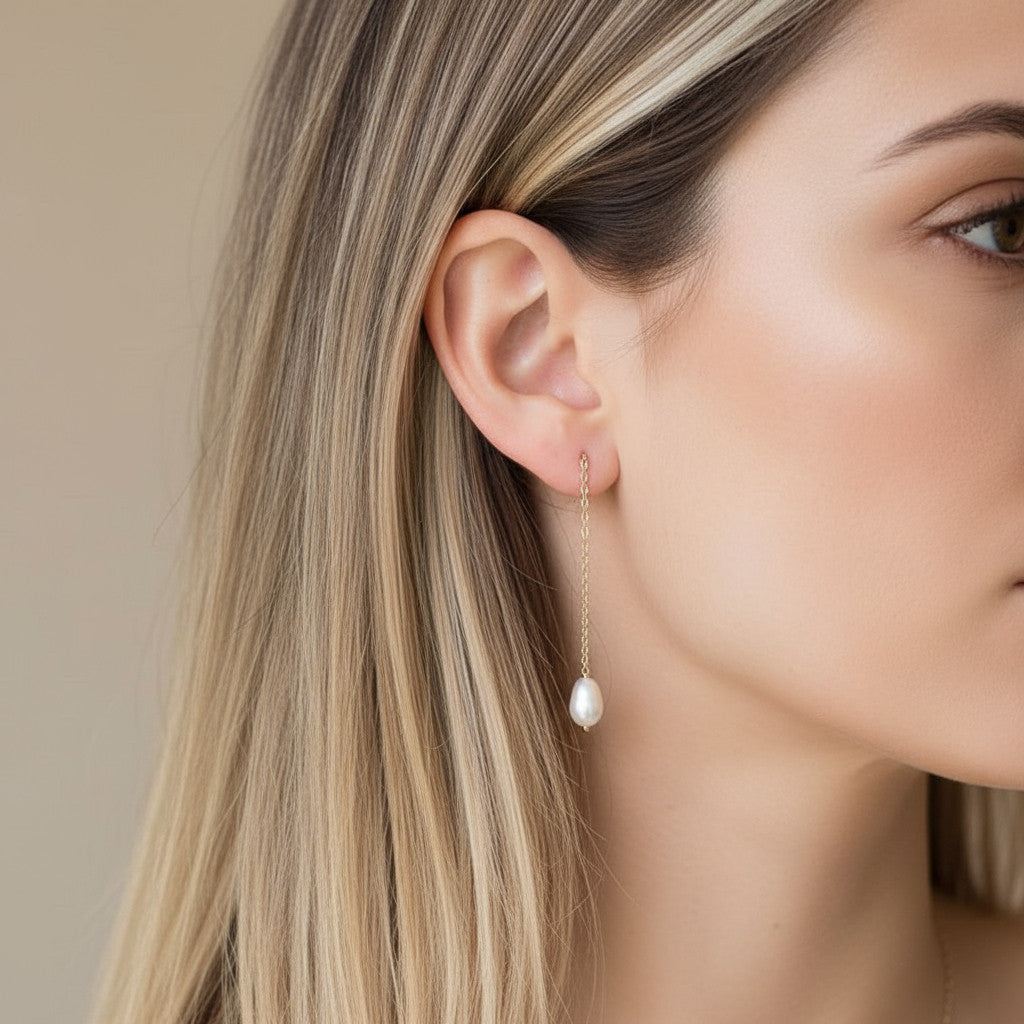 Vaya earrings with freshwater pearls