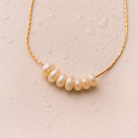 Necklace Sparkle from the Depths